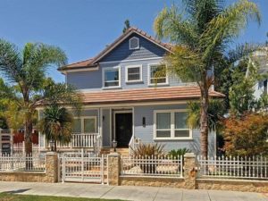 419UniversityFront 300x225 - Los Gatos Home